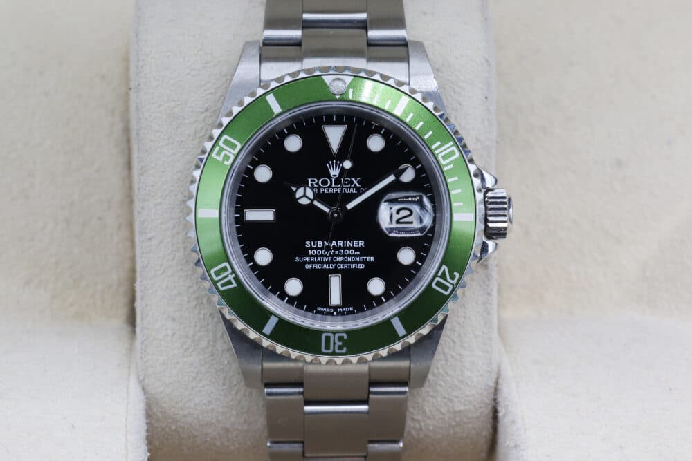 Rolex 16610LV Black SUBMARINER 40mm 2004 KERMIT FLAT 4
