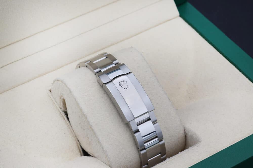 Rolex 126200 Mint Green DATEJUST 36mm 2023 - Image 2