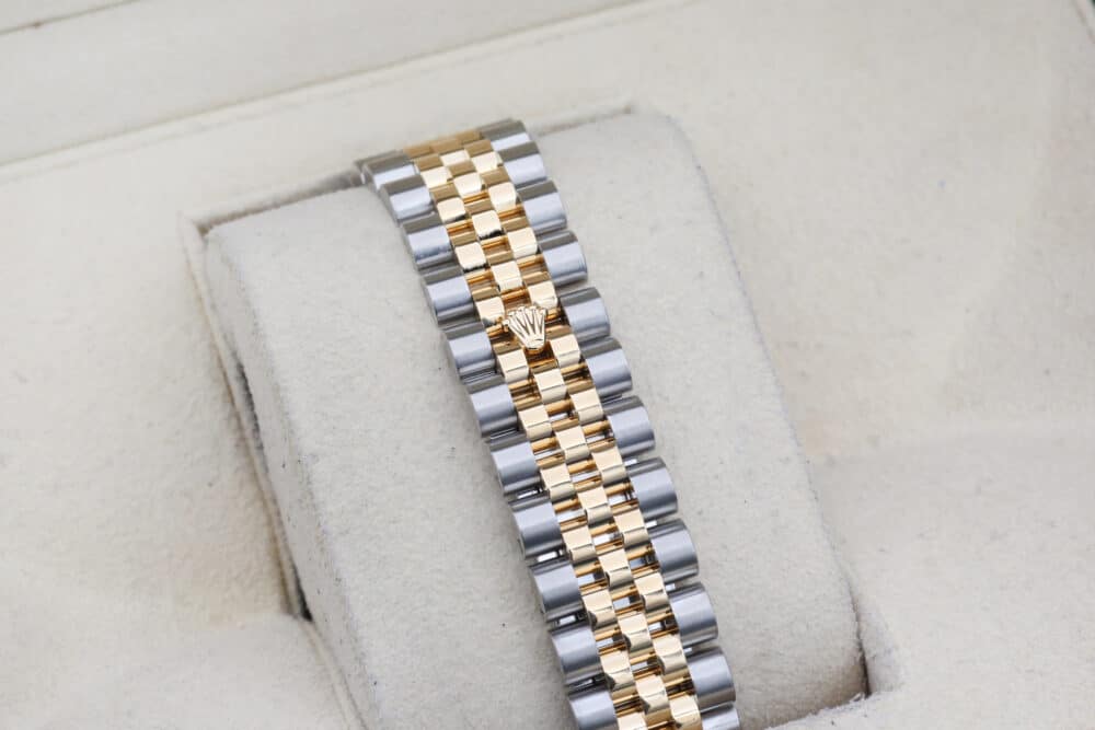 Rolex 116233 Silver Roman DATEJUST  36mm 2007 - Image 6