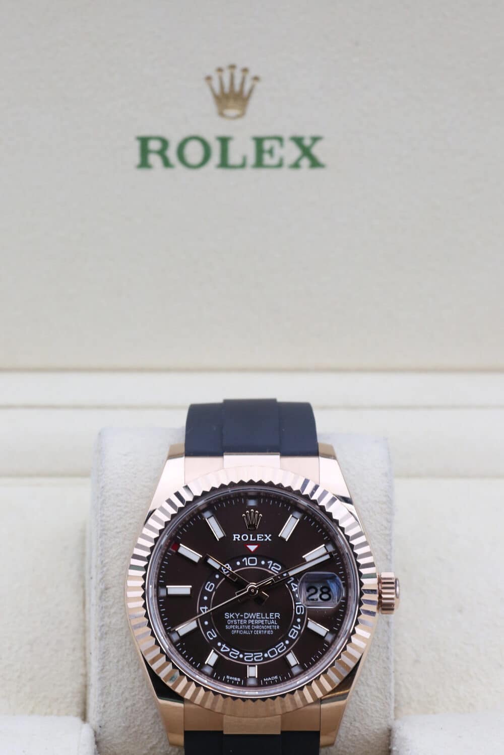 Rolex 326235 Chocolate SKY DWELLER  42mm 2023 - Image 2