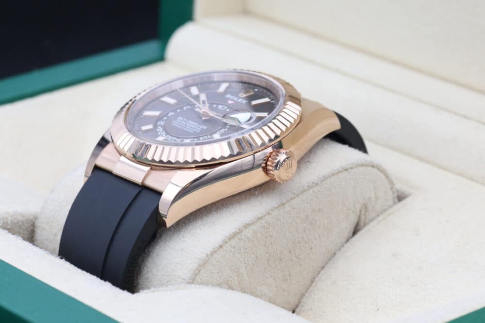 Rolex 326235 Chocolate SKY DWELLER  42mm 2023 - Image 4