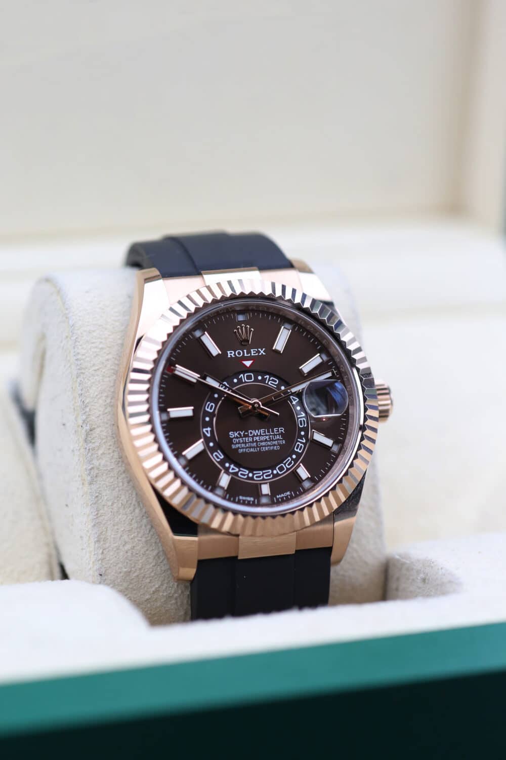 Rolex 326235 Chocolate SKY DWELLER  42mm 2023 - Image 7