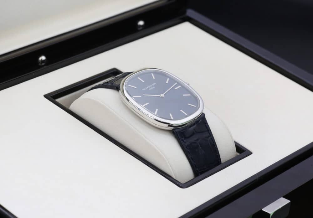 Patek Philippe 5738P-001 Blue ELIPSE 40mm 2022 - Image 5