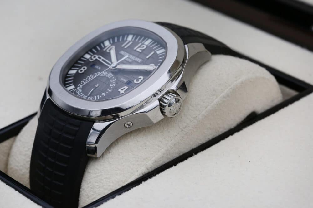 Patek Philippe 5164A-001 Black AQUANAUT 40.84mm 2013 - Image 5