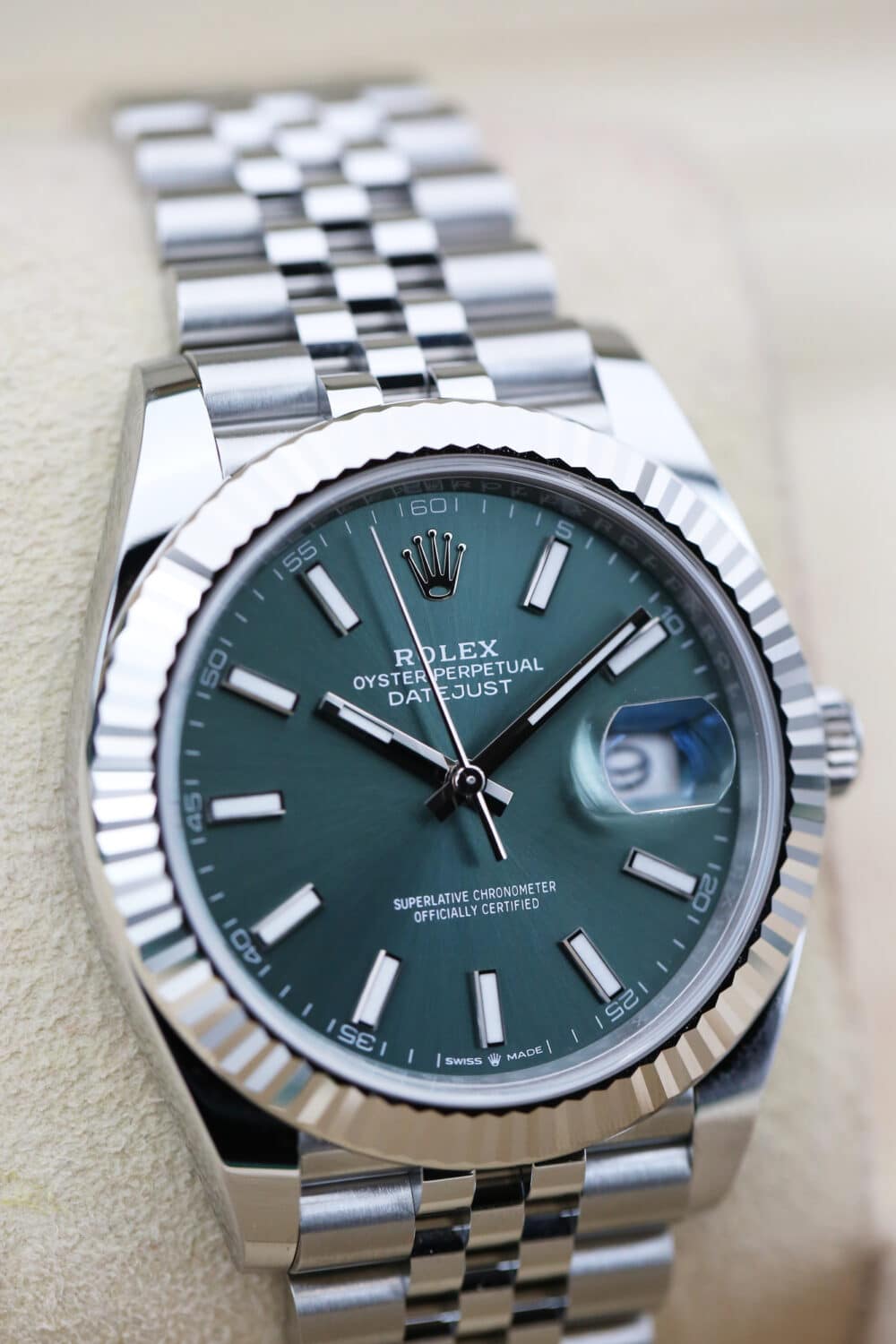 Rolex Datejust Mint Green 126334 41mm 2024 - Image 2