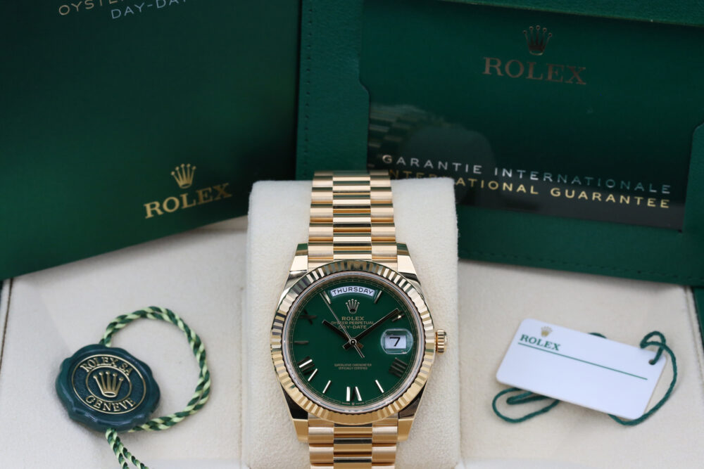Rolex 228238 Green DAY-DATE 40mm 2024 - Image 3