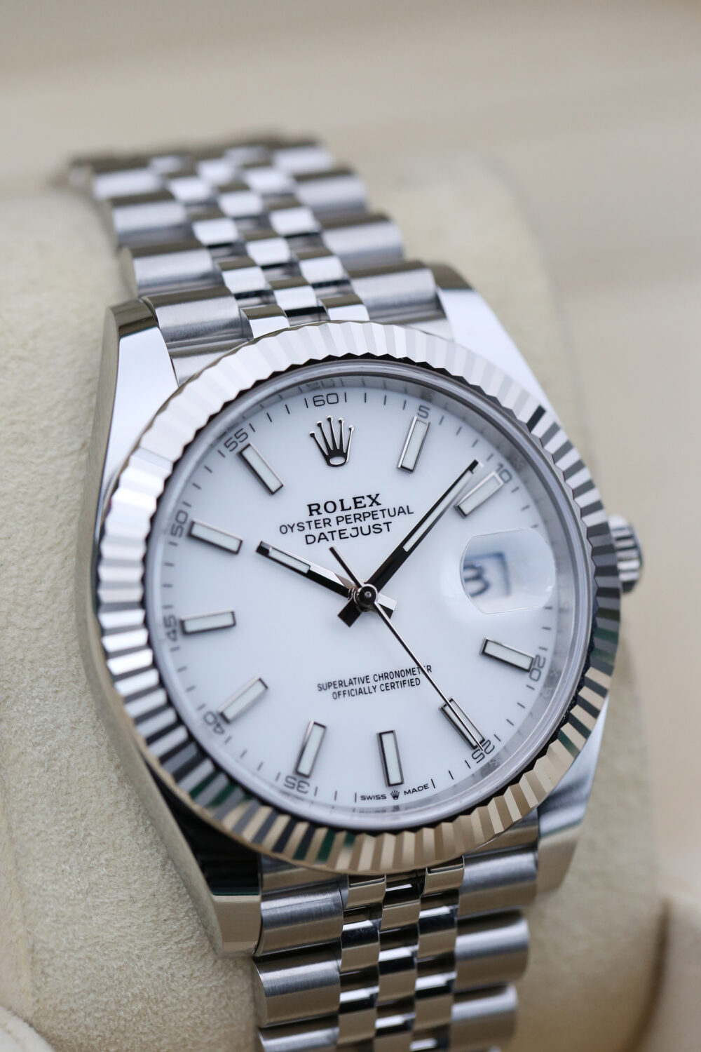 Rolex 126334 White DATEJUST 41mm 2023 - Image 2
