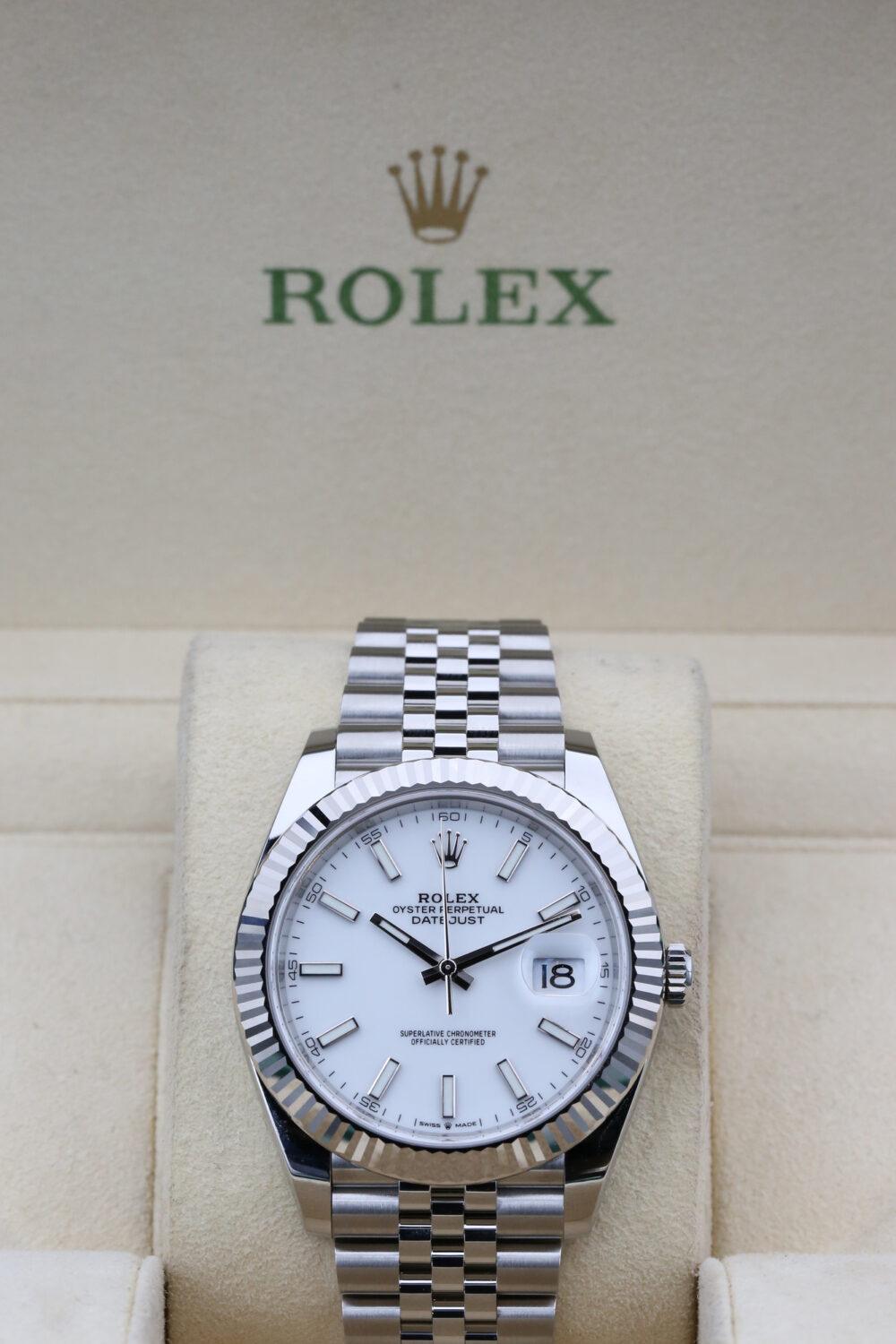 Rolex 126334 White DATEJUST 41mm 2023 - Image 5