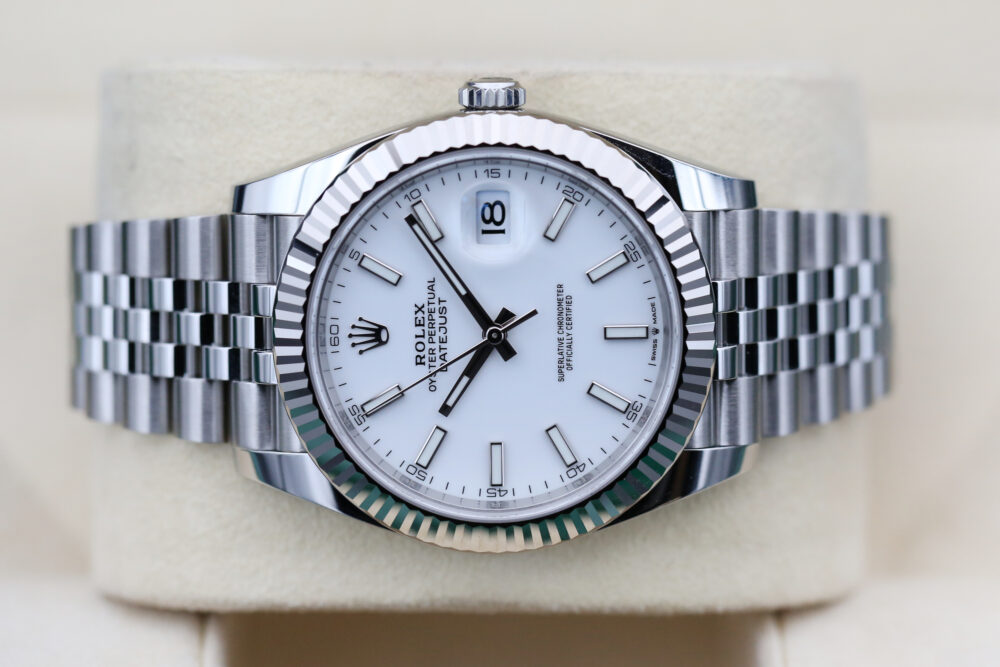 Rolex 126334 White DATEJUST 41mm 2023 - Image 3