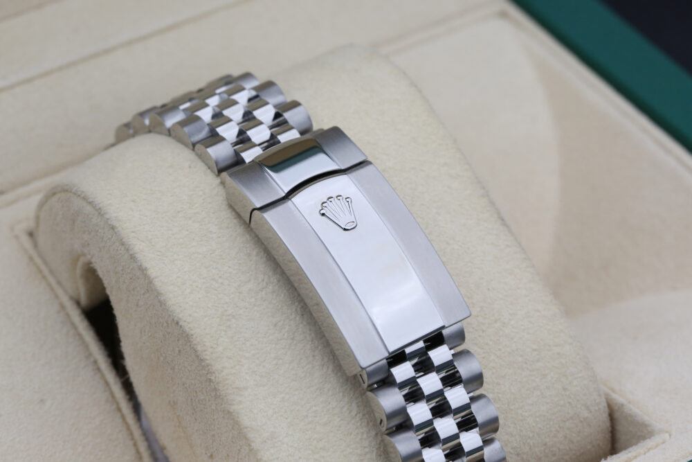 Rolex 126334 Black DATEJUST  41mm 2024 - Image 8