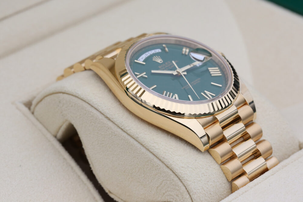 Rolex 228238 Green DAY-DATE 40mm 2024 - Image 7