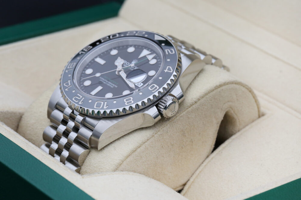 Rolex 126710GRNR Black GMT MASTER II 40mm 2024 - Image 6