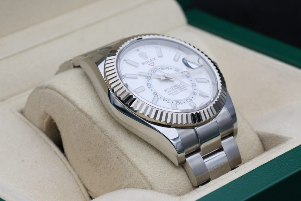 Rolex 326934 White SKYDWELLER 42mm 2020 - Image 7