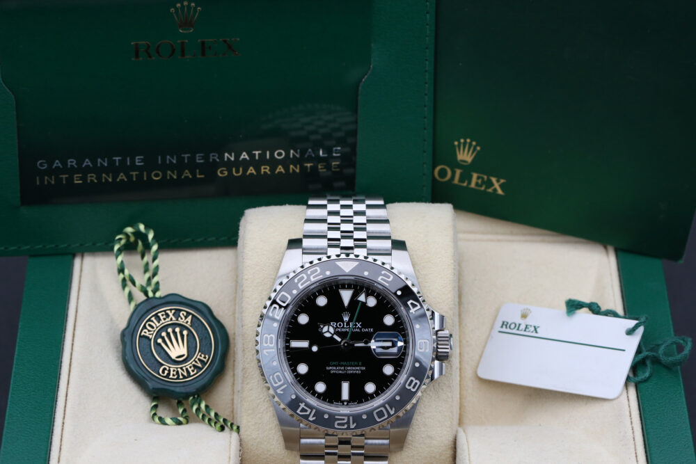 Rolex 126710GRNR Black GMT MASTER II 40mm 2024 - Image 5