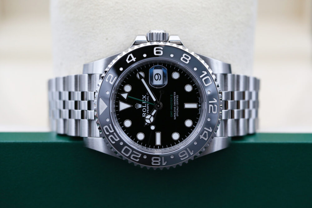 Rolex 126710GRNR Black GMT MASTER II 40mm 2024 - Image 3