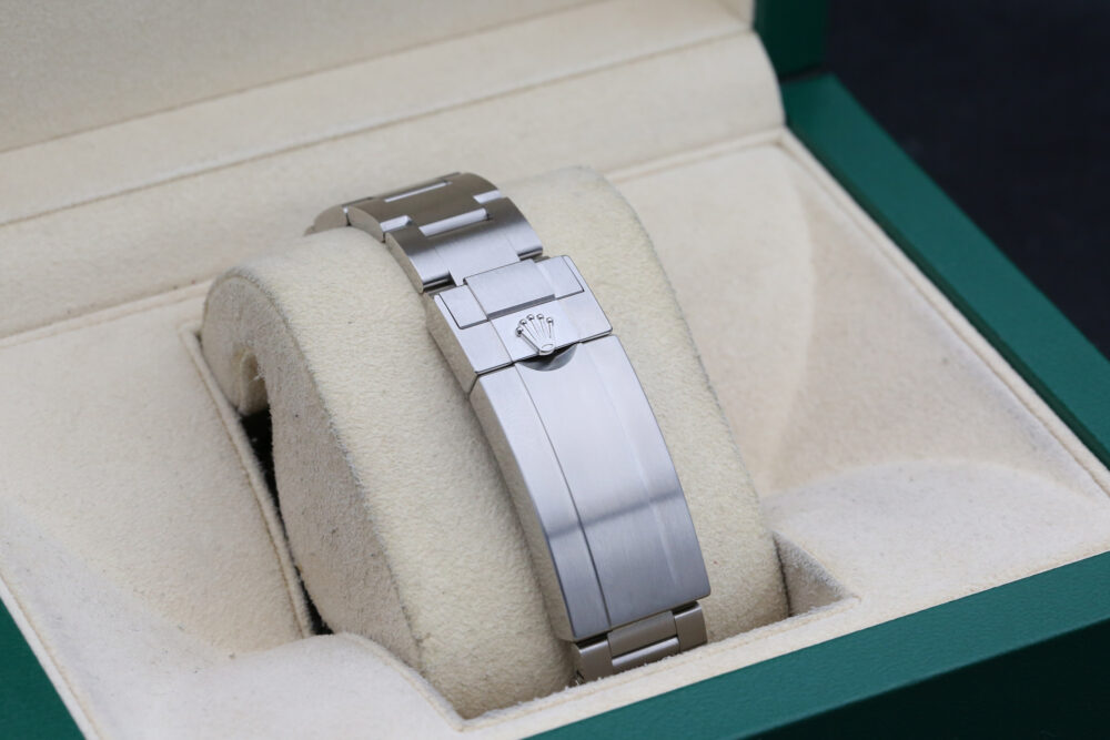 Rolex 124060 Black SUBMARINER 41mm 2022 Non Date - Image 8