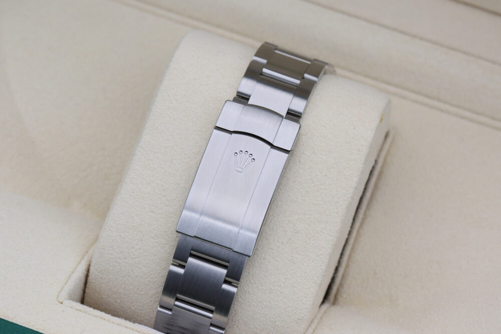 Rolex 124300 Green OYSTER PERPETUAL 41mm 2024 - Image 8