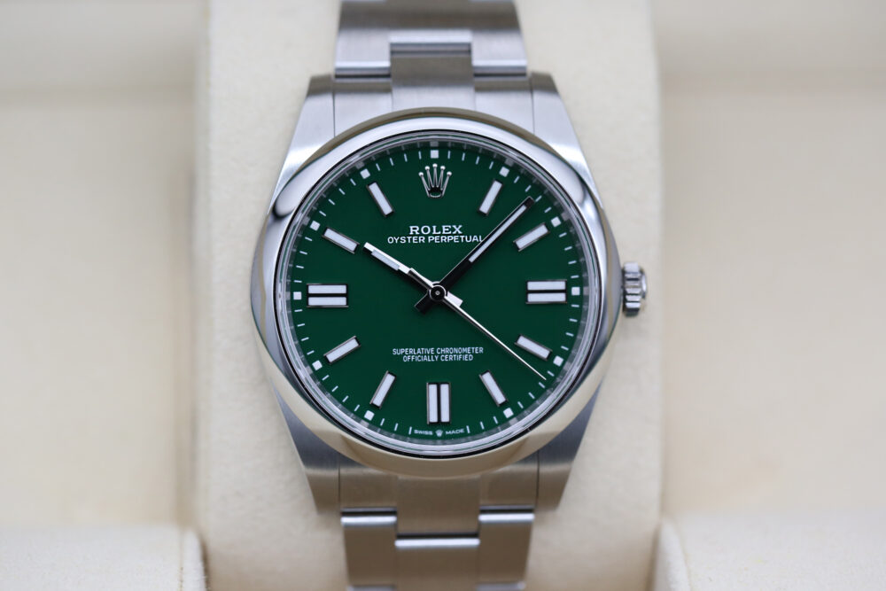Rolex 124300 Green OYSTER PERPETUAL 41mm 2024