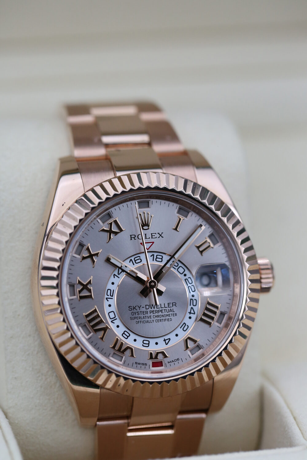 Rolex 326935 Sundust SKY-DWELLER 42mm 2017 - Image 2