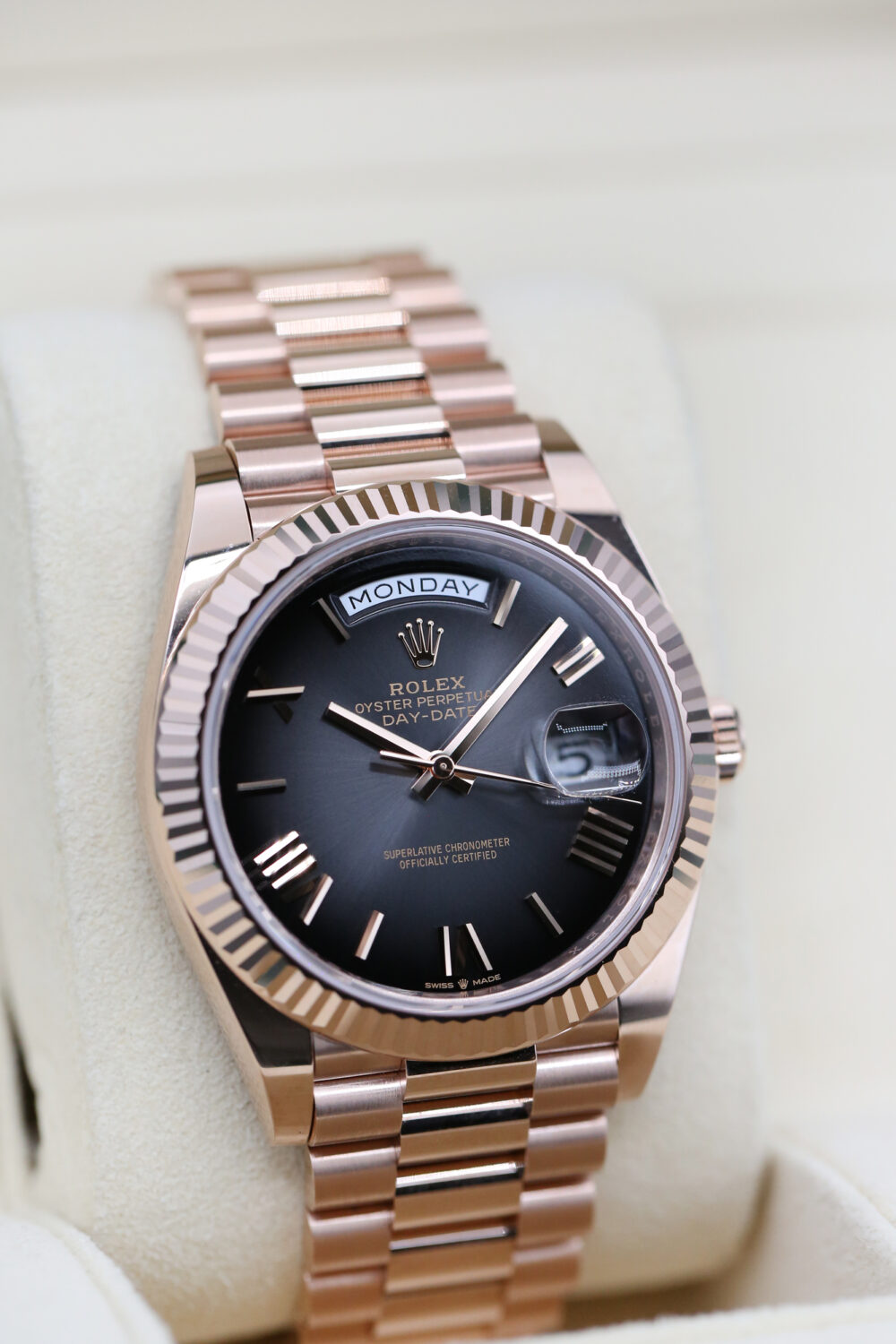 Rolex 228235 Black Ombre DAY-DATE 40mm 2025 Oscars - Image 2