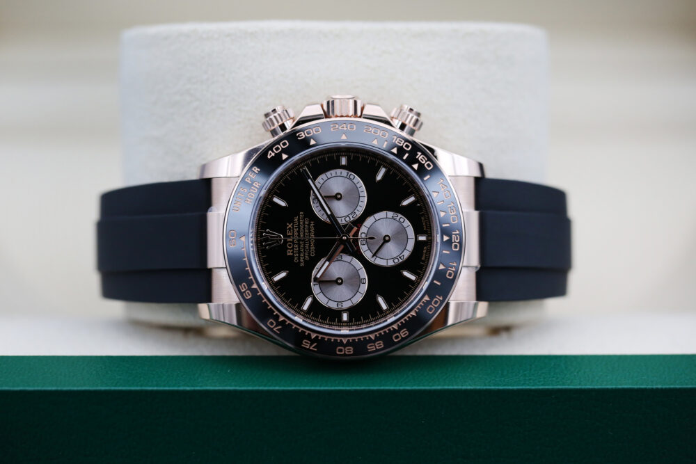 Rolex 126515LN Black DAYTONA 40mm 2024 - Image 3