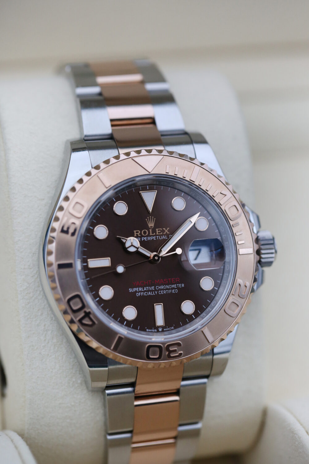 Rolex 126621 Chocolate YACHT-MASTER 40mm 2022 - Image 2