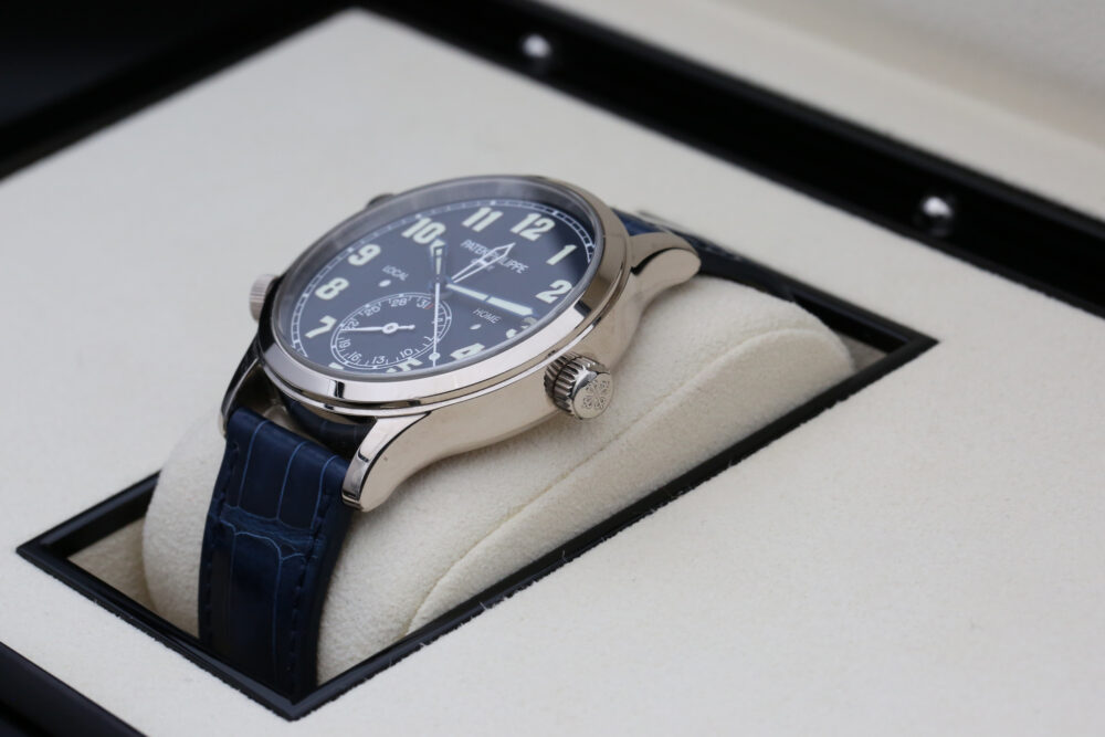 Patek Philippe 5524G-001 Blue CALATRAVA PILOT  42mm 2021 - Image 6