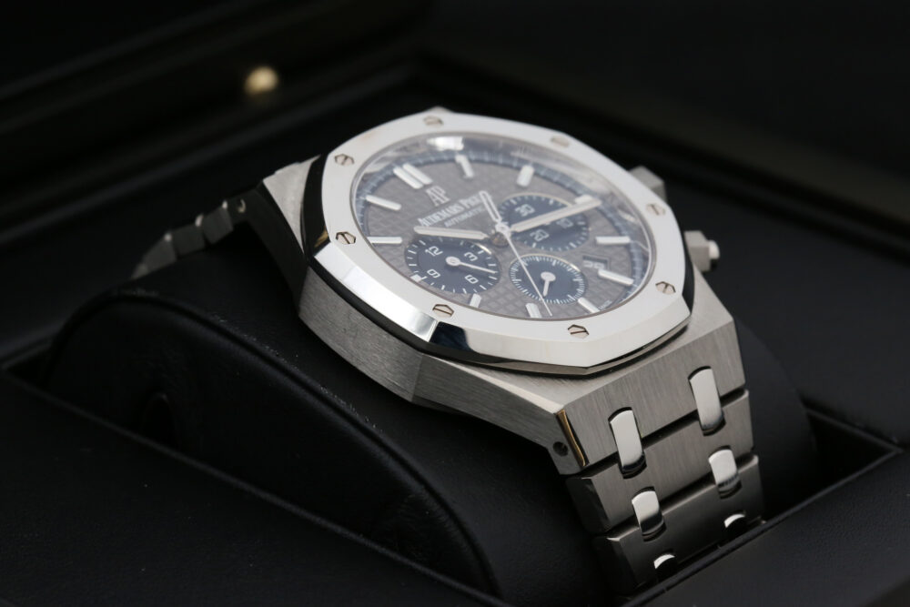 Audemars Piguet 26331IP.OO.1220IP.01 Grey Grande Tapisserie ROYAL OAK 41mm 2021 - Image 7