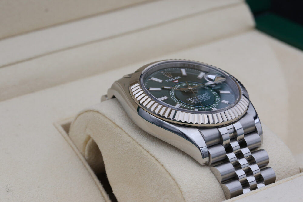 Rolex 336934 Green SKYDWELLER 42mm 2024 - Image 7
