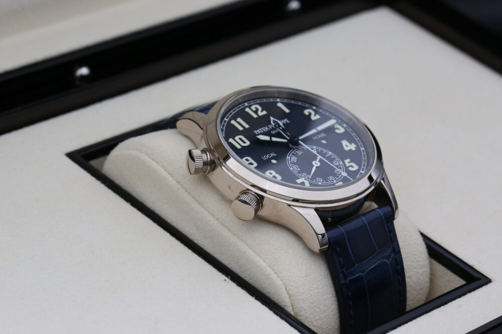 Patek Philippe 5524G-001 Blue CALATRAVA PILOT  42mm 2021 - Image 7