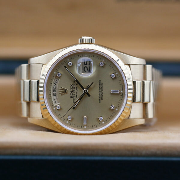 Rolex 18238 Champagne DAY-DATE 36mm 1990