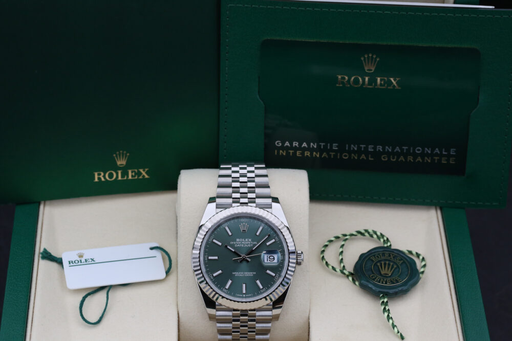 Rolex 126334 Mint Green DATEJUST 41mm 2025 - Image 6
