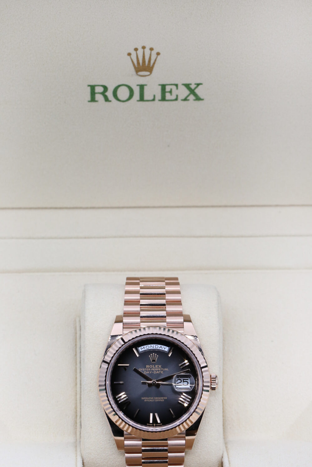 Rolex 228235 Black Ombre DAY-DATE 40mm 2025 Oscars - Image 5