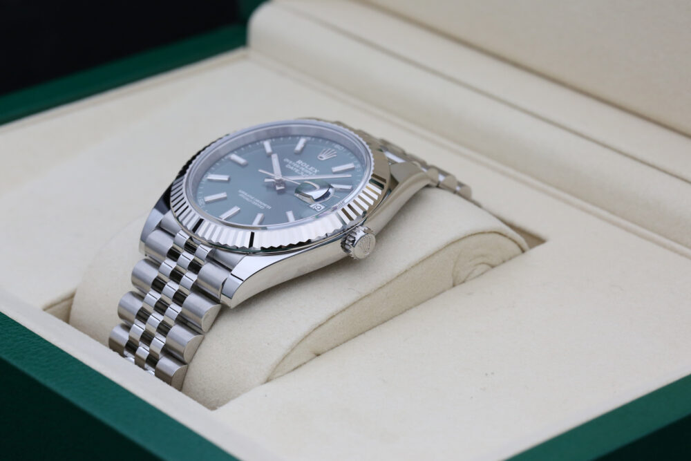 Rolex 126334 Mint Green DATEJUST 41mm 2025 - Image 7