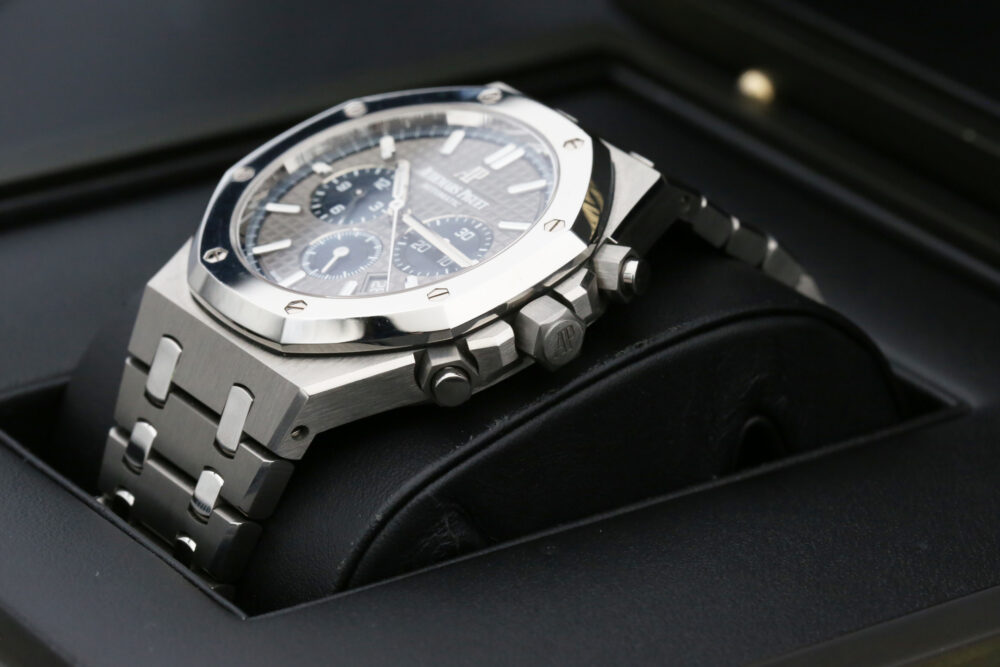 Audemars Piguet 26331IP.OO.1220IP.01 Grey Grande Tapisserie ROYAL OAK 41mm 2021 - Image 6