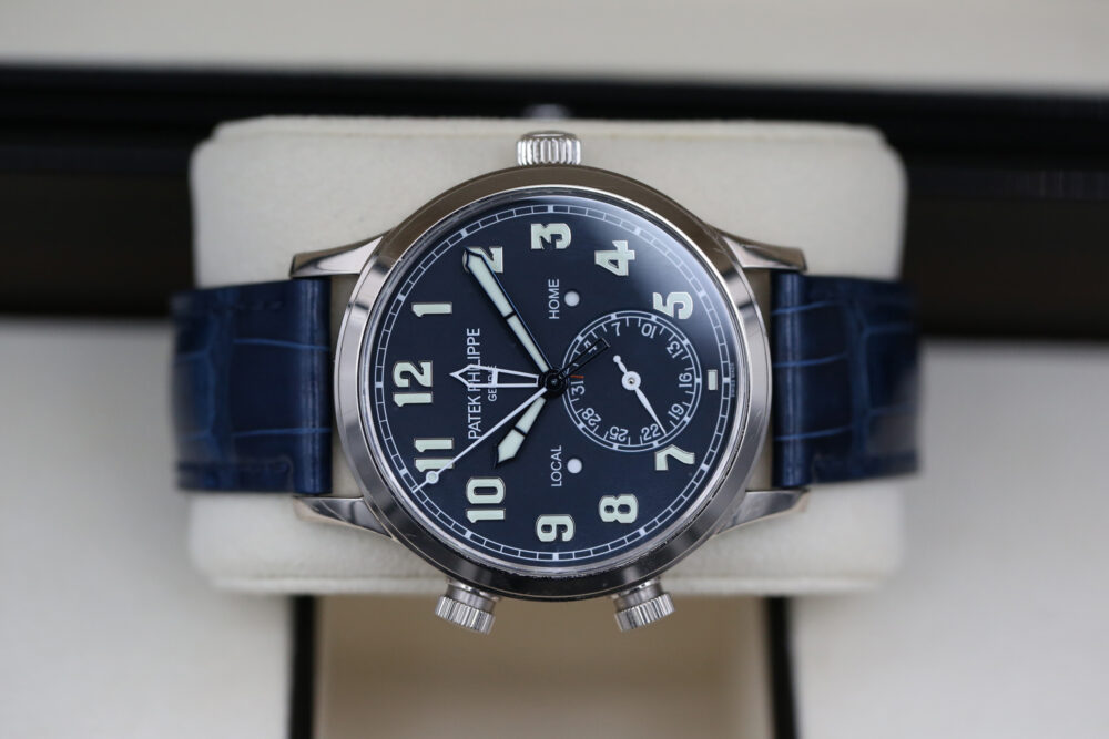 Patek Philippe 5524G-001 Blue CALATRAVA PILOT  42mm 2021 - Image 3