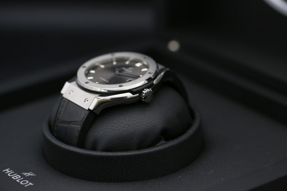 Hublot 542.NX.7071.LR Racing Grey CLASSIC FUSION  42mm 2023 - Image 6