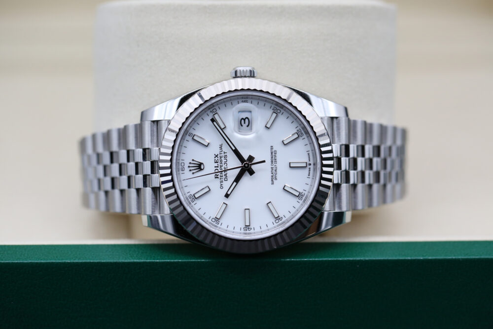 Rolex Datejust White Index 126334 41mm 2025 - Image 3