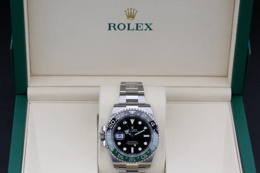 Rolex 126720VTNR Black GMT-MASTER II 40mm 2025 - Image 4