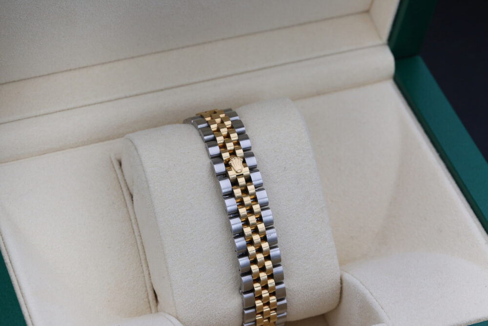 Rolex 279173 Champange Diamond Dial DATEJUST 28mm 2018 - Image 8